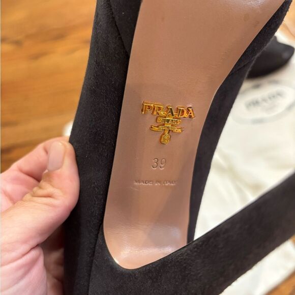 Prada Camoscio Chic Peep Toe Suede Pumps size 39 - Picture 5 of 8